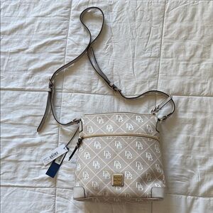 BRAND NEW! Dooney & Bourke Crossbody Bag